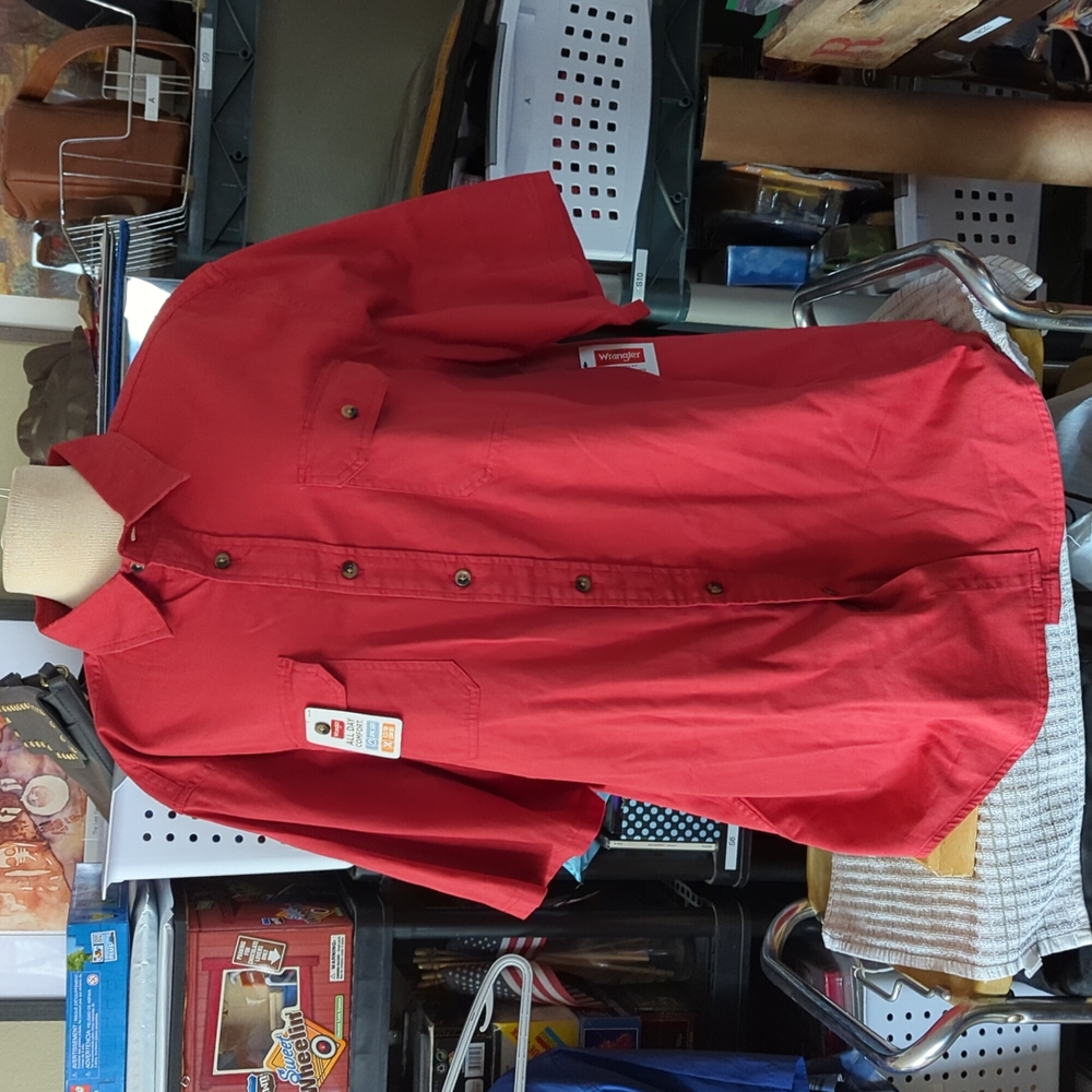 Men's Wrangler Double Pocket Button Down Shirt